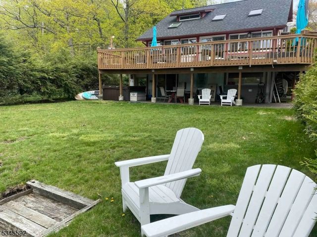 857 E Shore Rd, West Milford Twp., NJ 07421