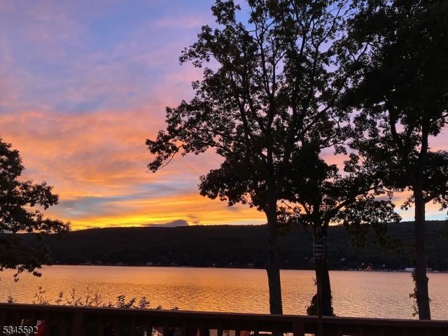 857 E Shore Rd, West Milford Twp., NJ 07421