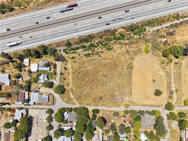 5242 C Street, Banning, CA 92220