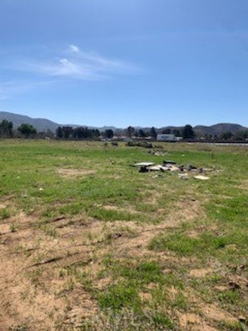 5242 C Street, Banning, CA 92220