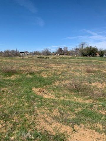 5242 C Street, Banning, CA 92220