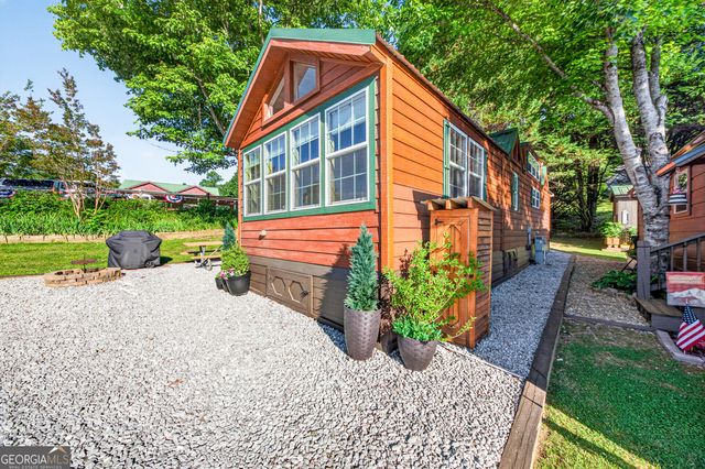 664 River Vista Drive, Dillard, GA 30537