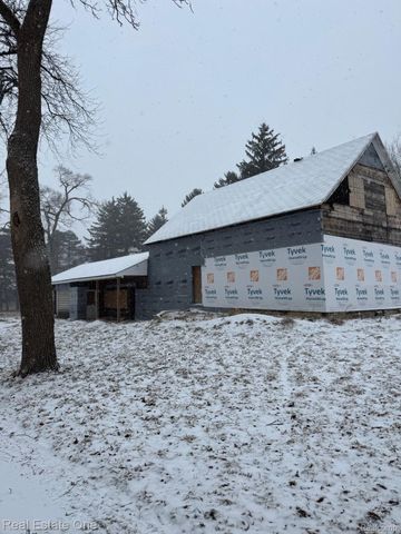 3129 E Genesee Avenue, Saginaw, MI 48601