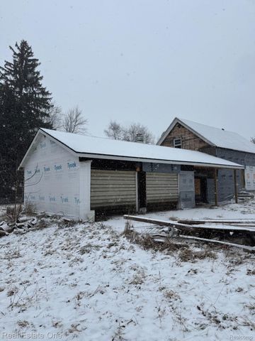 3129 E Genesee Avenue, Saginaw, MI 48601