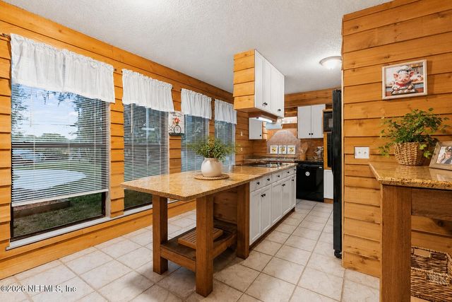 1048 LAKE ASBURY Drive, Green Cove Springs, FL 32043