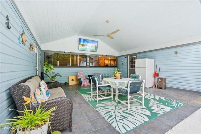 1048 LAKE ASBURY Drive, Green Cove Springs, FL 32043