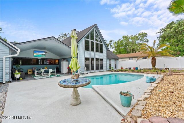 1048 LAKE ASBURY Drive, Green Cove Springs, FL 32043