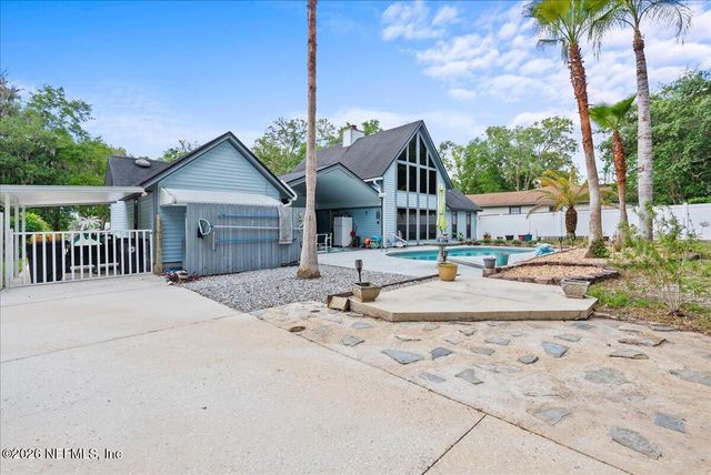 1048 LAKE ASBURY Drive, Green Cove Springs, FL 32043