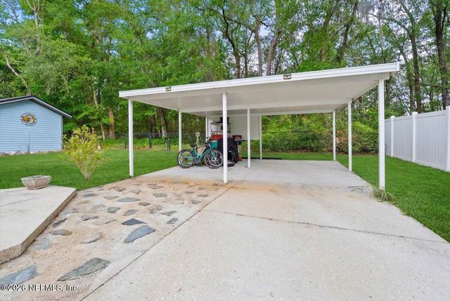 1048 LAKE ASBURY Drive, Green Cove Springs, FL 32043