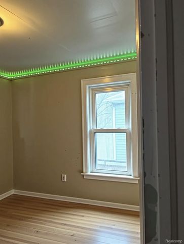 5935 Yorkshire Road, Detroit, MI 48224