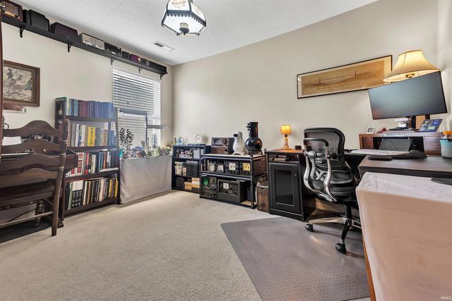 1648 W Hennessey Street, Bloomington, IN 47403