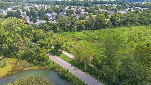 1648 W Hennessey Street, Bloomington, IN 47403
