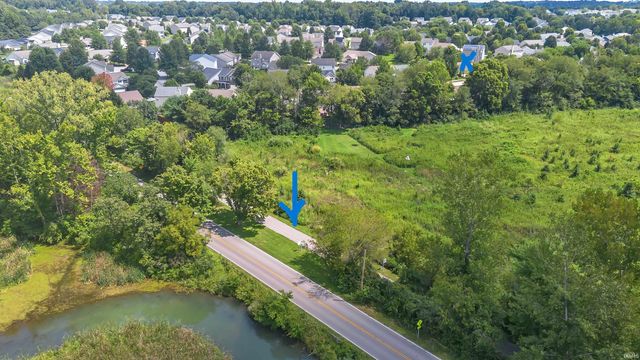 1648 W Hennessey Street, Bloomington, IN 47403