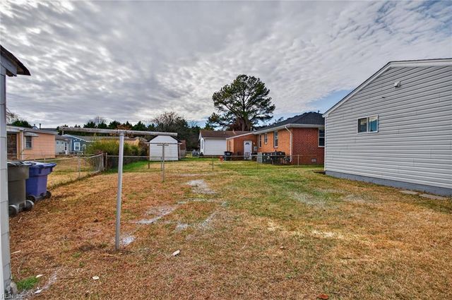 2713 Hickory ST, Portsmouth, VA 23707