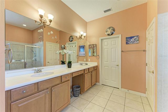 3728 SUMMERWIND CIRCLE, Bradenton, FL 34209