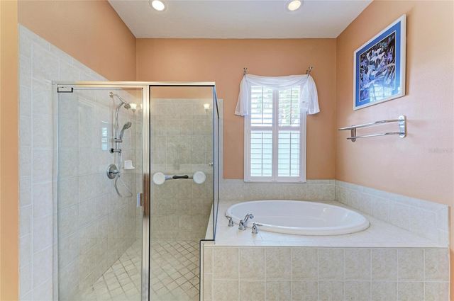 3728 SUMMERWIND CIRCLE, Bradenton, FL 34209