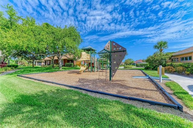 3728 SUMMERWIND CIRCLE, Bradenton, FL 34209