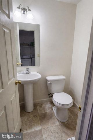 740 KENTWELL DR, York, PA 17406