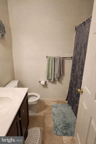 740 KENTWELL DR, York, PA 17406