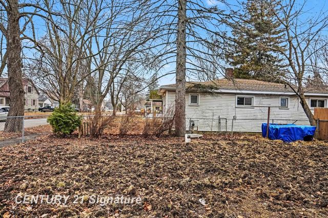 2002 Marquette Street, Saginaw, MI 48602