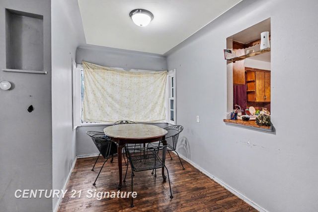 2002 Marquette Street, Saginaw, MI 48602