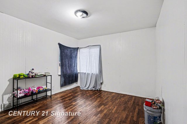 2002 Marquette Street, Saginaw, MI 48602