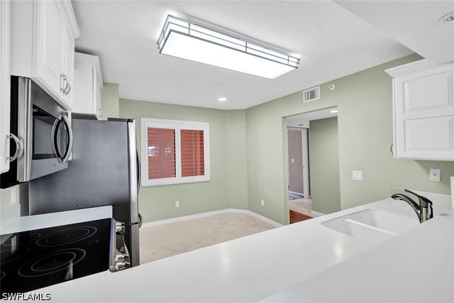 9435 Sunset Harbor LN 211, Fort Myers, FL 33919