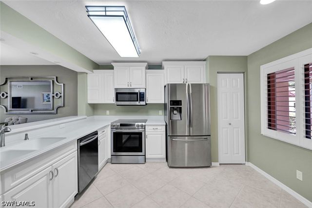 9435 Sunset Harbor LN 211, Fort Myers, FL 33919