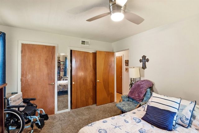 913 Blossom Circle, Garland, TX 75041