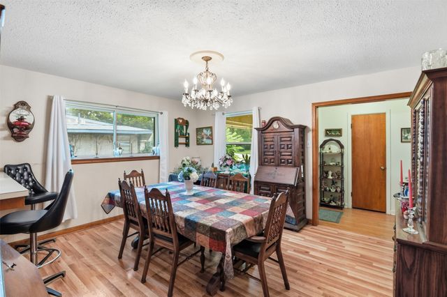 913 Blossom Circle, Garland, TX 75041