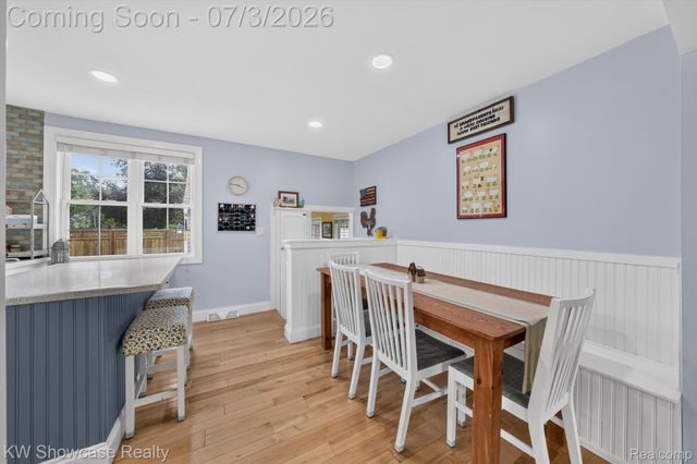215 S Houghton Street, Milford Village, MI 48381