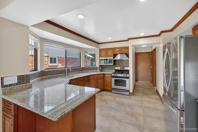 43325 Nebel Trail, Clinton Township, MI 48038