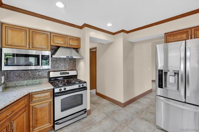 43325 Nebel Trail, Clinton Township, MI 48038