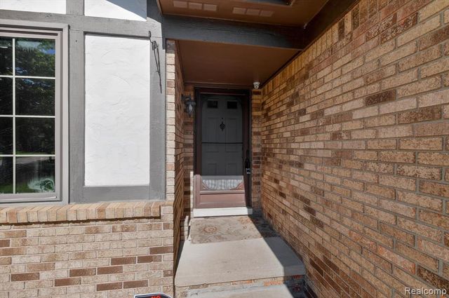 43325 Nebel Trail, Clinton Township, MI 48038