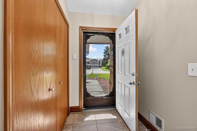 43325 Nebel Trail, Clinton Township, MI 48038