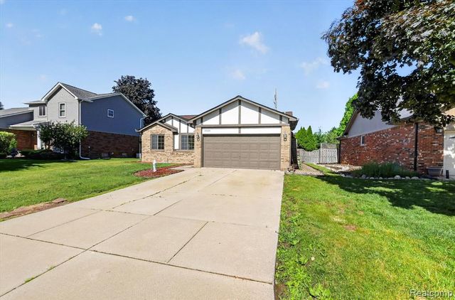 43325 Nebel Trail, Clinton Township, MI 48038