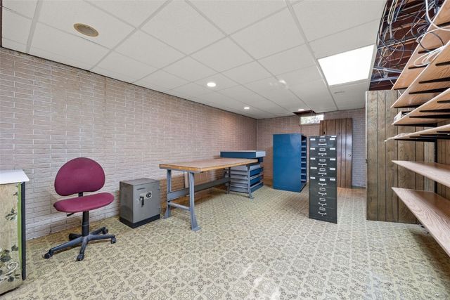 2818 Southland Street SW, Cedar Rapids, IA 52404