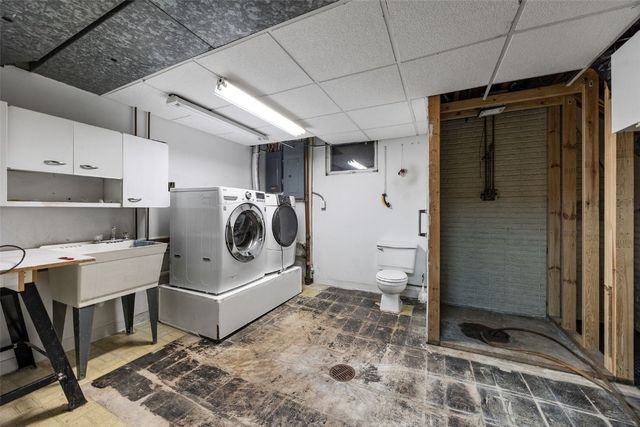 2818 Southland Street SW, Cedar Rapids, IA 52404