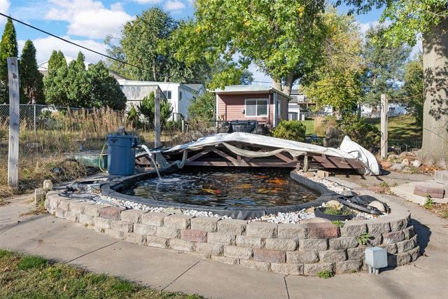 2818 Southland Street SW, Cedar Rapids, IA 52404