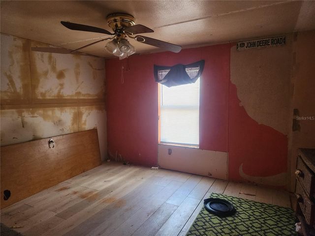 217 LAKEVIEW DRIVE, Melrose, FL 32666