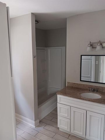 3519 College Avenue, Kansas City, MO 64128