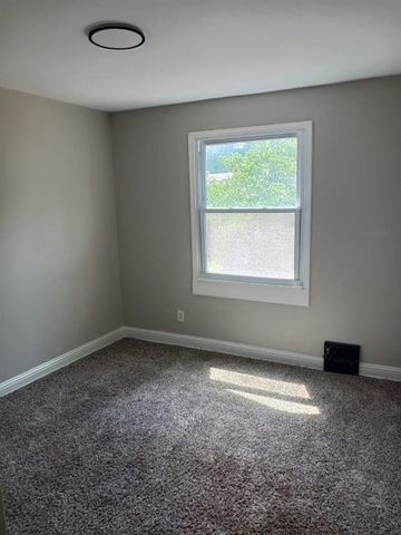 3519 College Avenue, Kansas City, MO 64128
