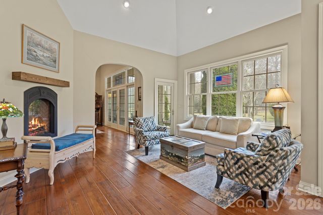 151 Founders Drive, Flat Rock, NC 28731