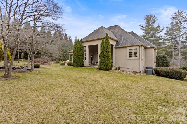 151 Founders Drive, Flat Rock, NC 28731