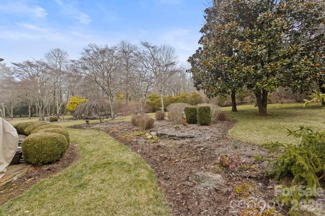 151 Founders Drive, Flat Rock, NC 28731