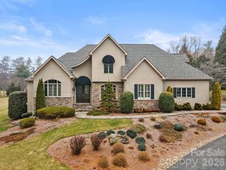 151 Founders Drive, Flat Rock, NC 28731