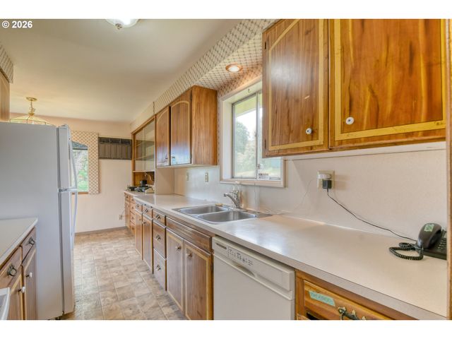 615 Sw ISAAC Ln, Pendleton, OR 97801