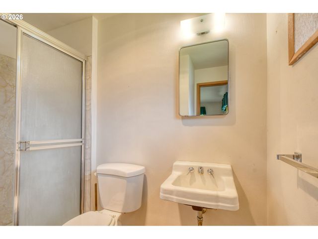 615 Sw ISAAC Ln, Pendleton, OR 97801