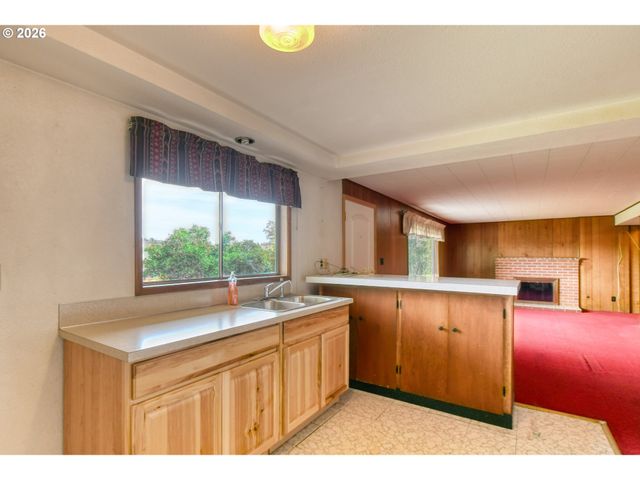 615 Sw ISAAC Ln, Pendleton, OR 97801