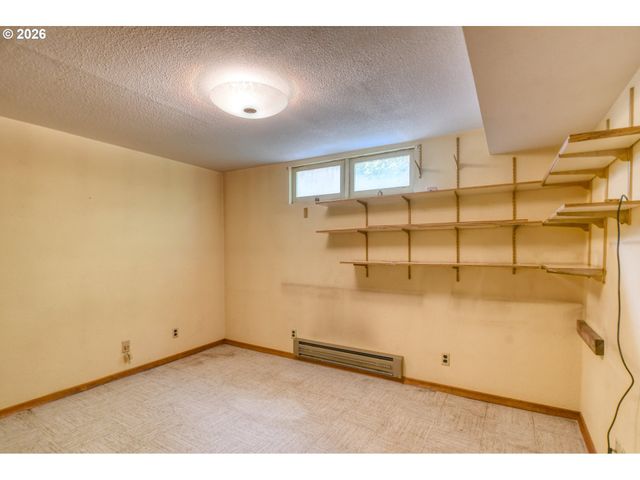 615 Sw ISAAC Ln, Pendleton, OR 97801